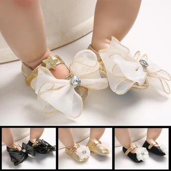 Летняя Обувь для новорожденных девочек 2023 г., резиновая противоскользящая подошва с бантом, Первые ходунки для малышей, танцевальная детская обувь для девочек
