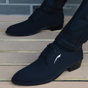 Высококачественная Мужская Обувь из ткани в Новом Стиле, броги, Деловые мужские Оксфорды из Воловьей кожи на шнуровке, Мужские модельные туфли